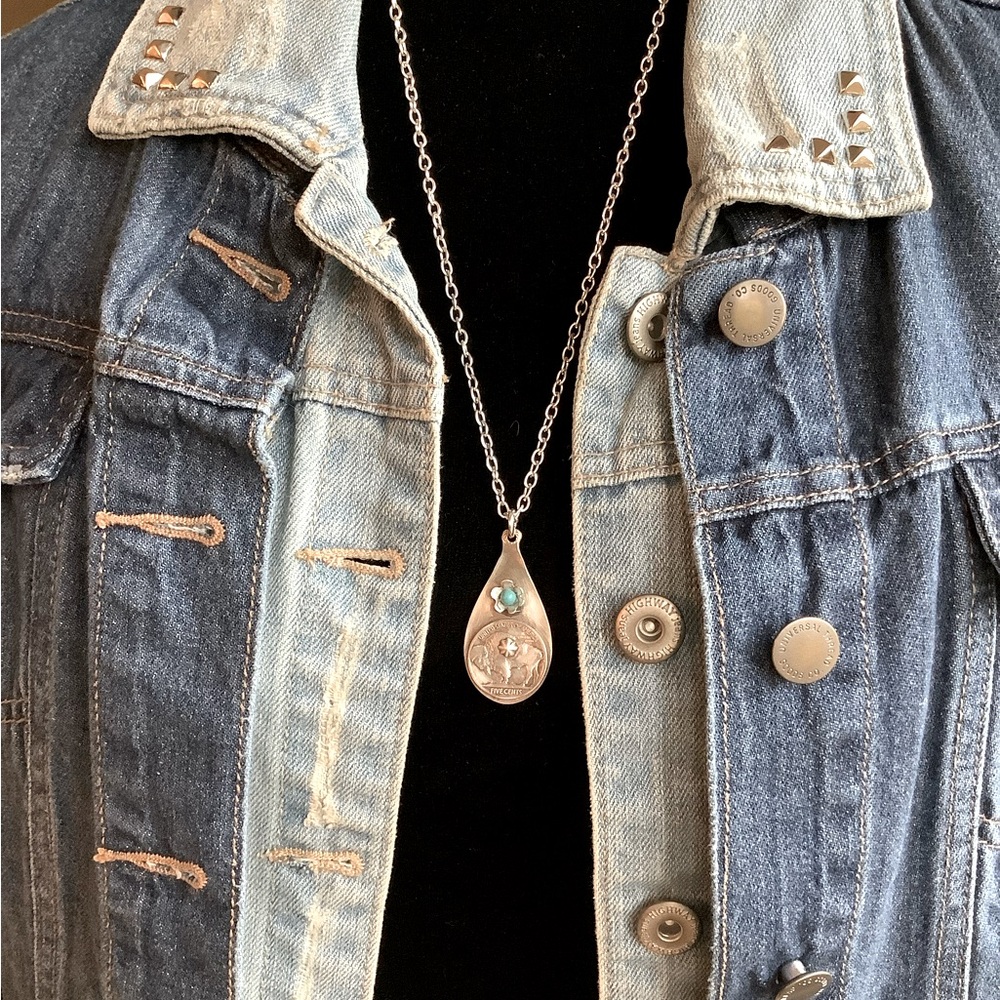 Buffalo nickel necklace - Picture 3 of 6